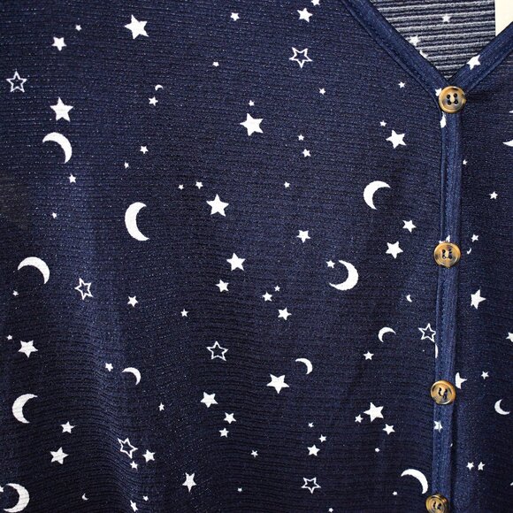 All in Love Women's Blue Celestial Cap Sleeve Button-Up Knot Front Top Size L - Picture 4 of 5